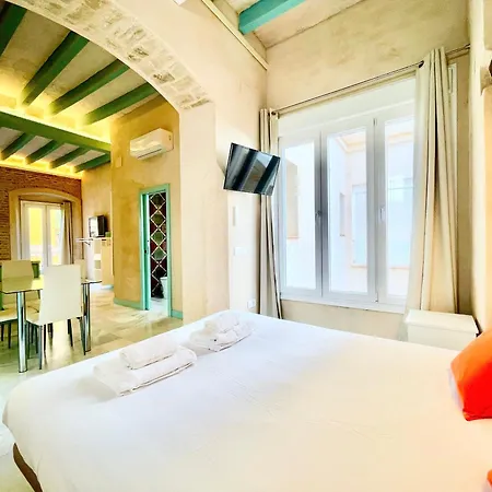 Apartment Click Triana
